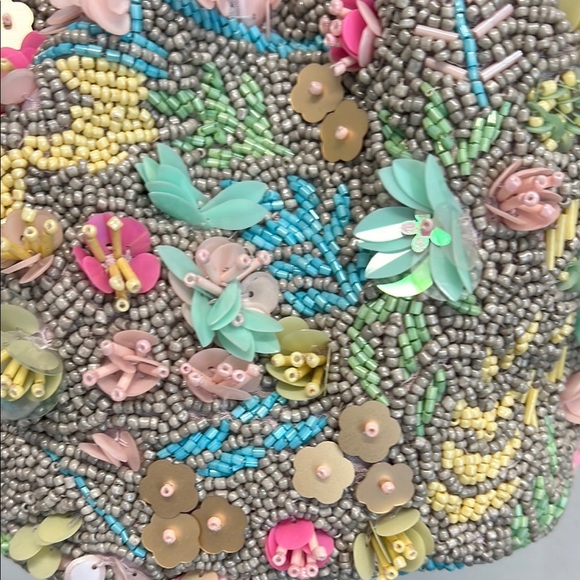 Beaded Mini Tote | Gray 🩶🩷 - Picture 3 of 10